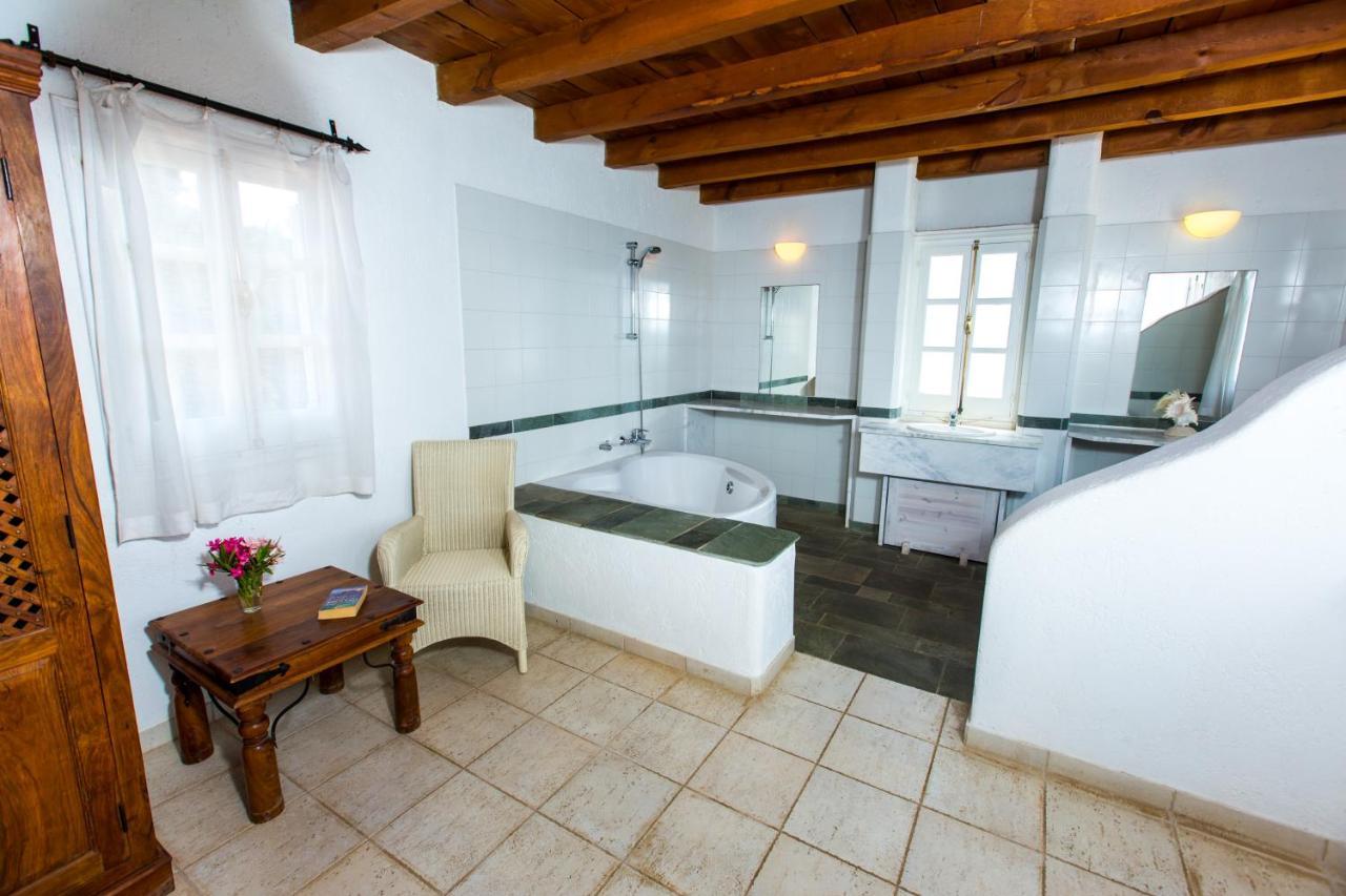 Villa Clarissa & Carmel View Pafos Dış mekan fotoğraf